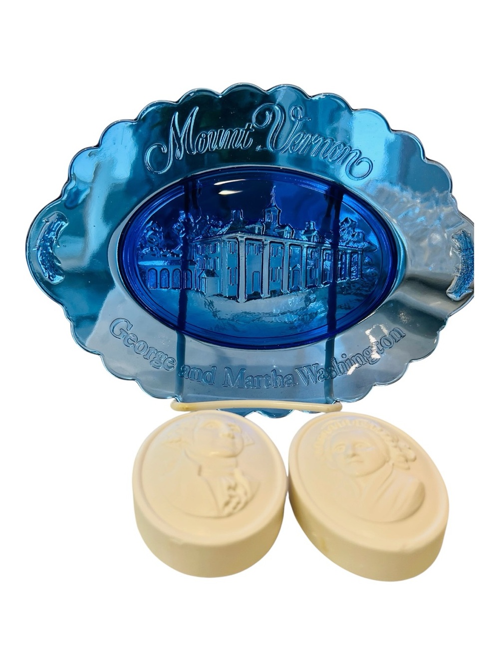 Vintage Avon Mount Vernon Cobalt Blue Glass Plate w/ George & Martha Soap Set